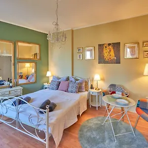 Appartement Old Romantic With Free Private Parking, Pula